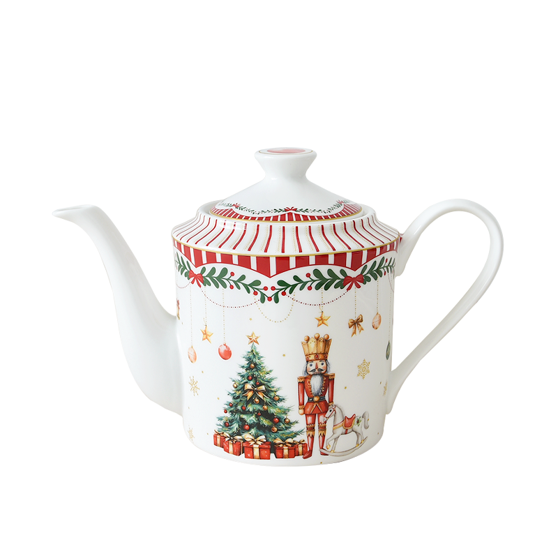Nutcracker Friends 1150ml teapot with decal